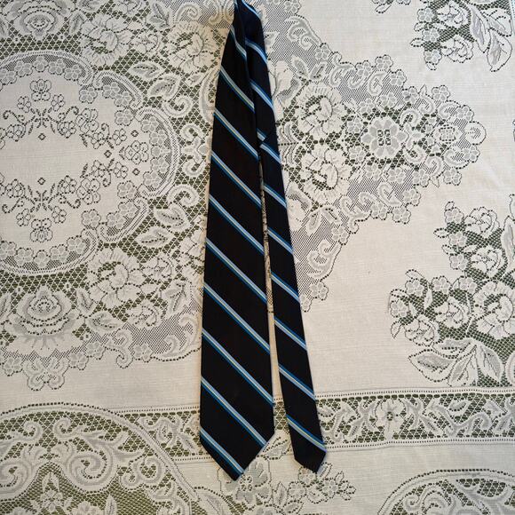 Vintage Chadwick by Wembley REPP Black/Blue/Yellow Stripe Men’s Necktie Preppy - Picture 8 of 13